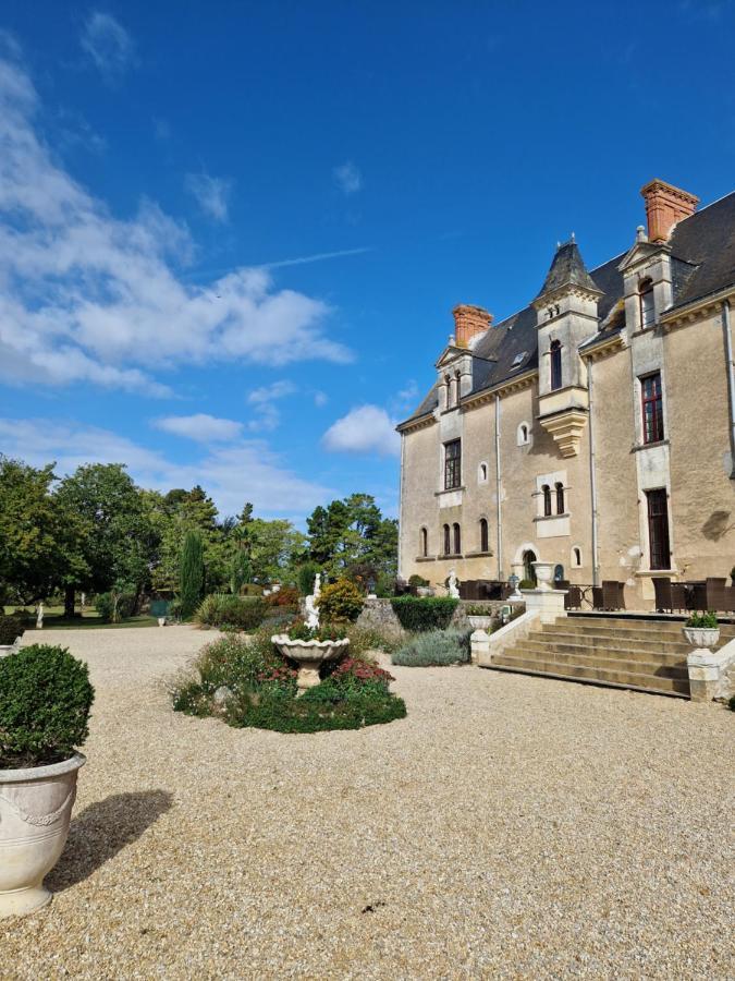 Chateau De La Verie Challans Exteriör bild