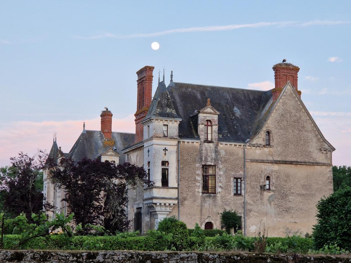 Chateau De La Verie Challans Exteriör bild